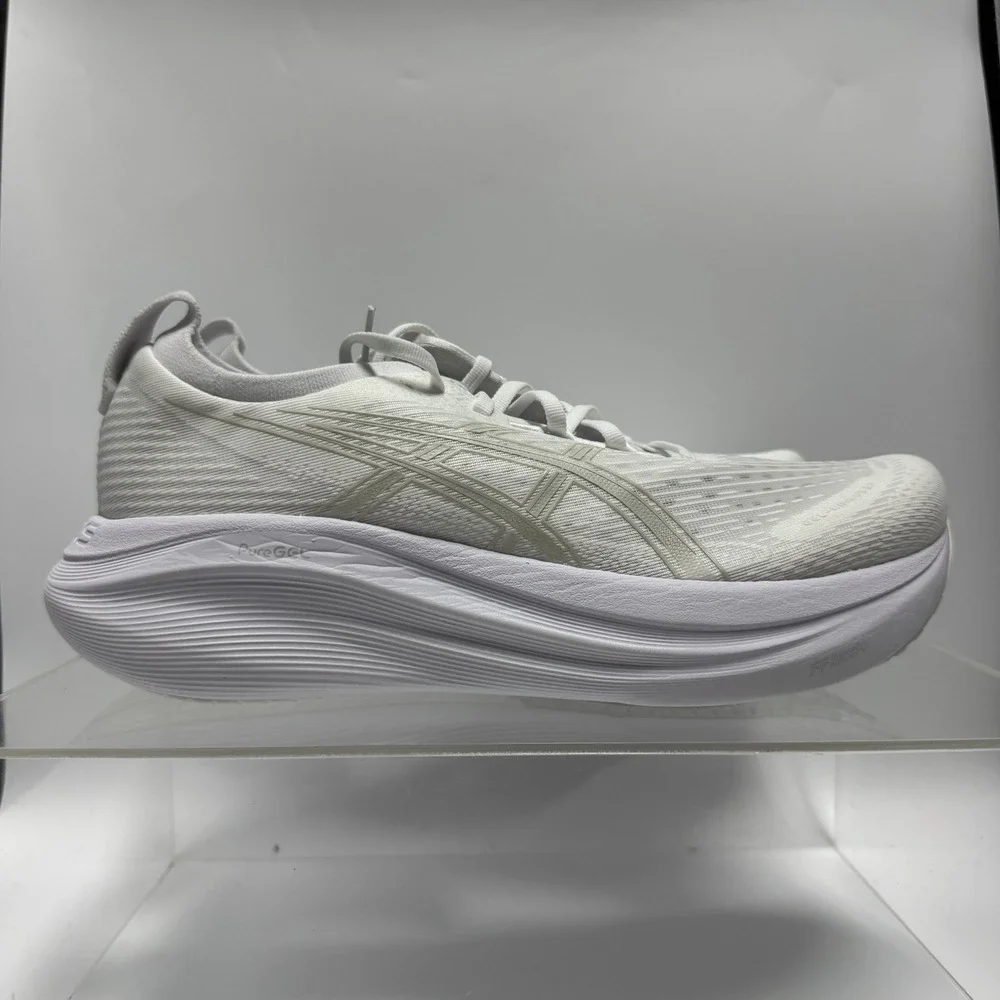 Brand New Asics GEL-Nimbus 27 White Running 1012B753 Women's Size 12 / Men 10.5